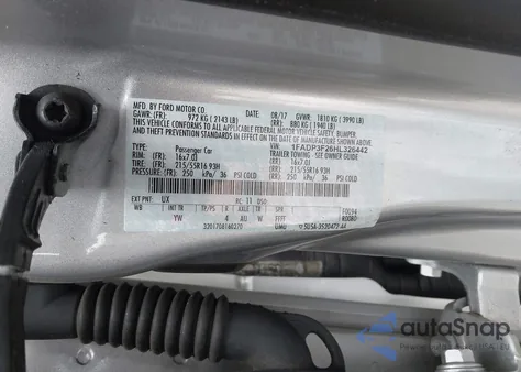 2017 Ford Focus Se z USA, uszkodzony, nr VIN 1FADP3F26HL326442